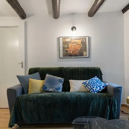 Le Chateau Taison Au Coeur Du Centre Apartment *