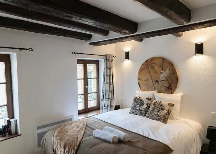 Le Chateau Taison Au Coeur Du Centre