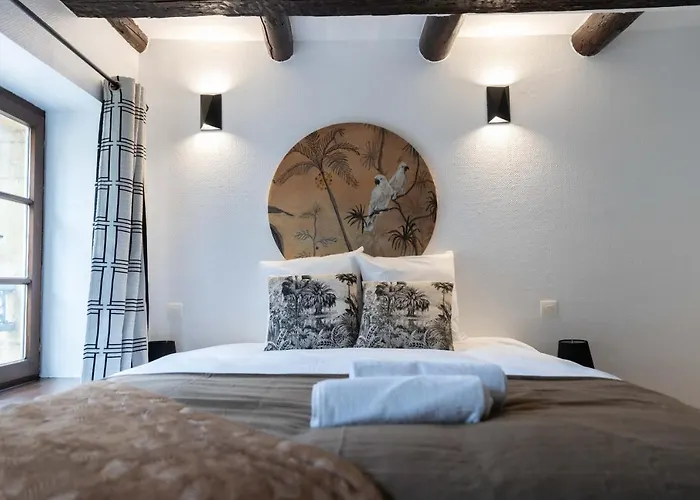 Apartment Le Chateau Taison Au Coeur Du Centre